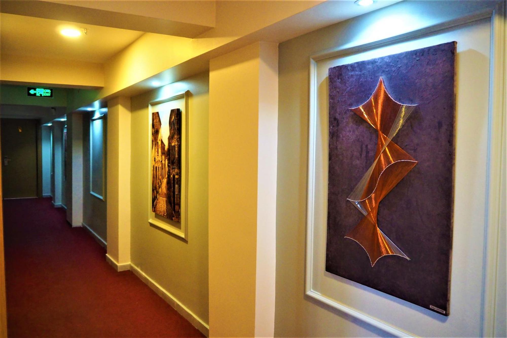 ไนลา โฮเต็ล Hotel อิสตันบูล ภายนอก รูปภาพ