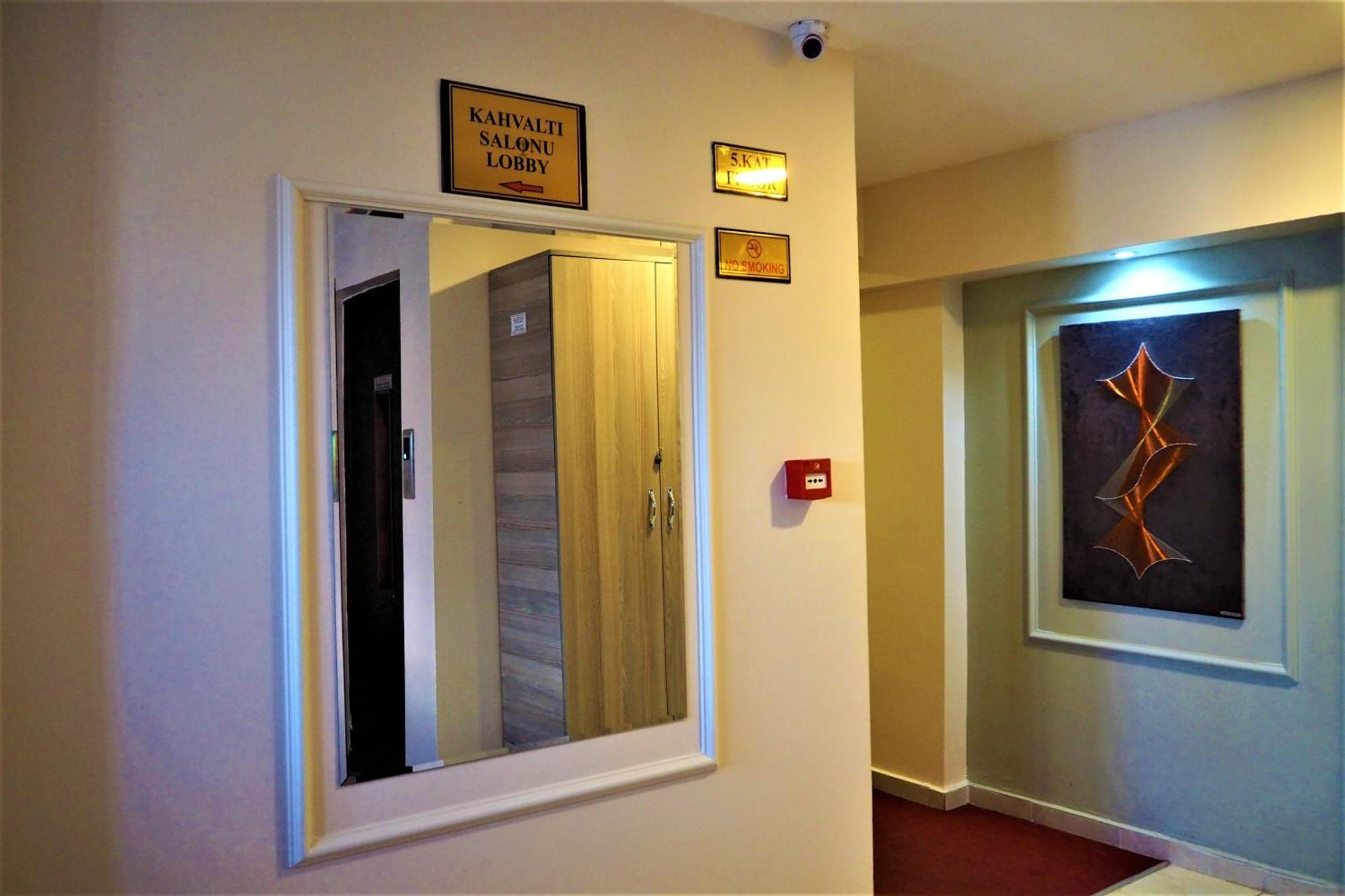 ไนลา โฮเต็ล Hotel อิสตันบูล ภายนอก รูปภาพ
